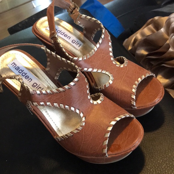 NEW cognac colored leather wedges - Picture 6 of 8